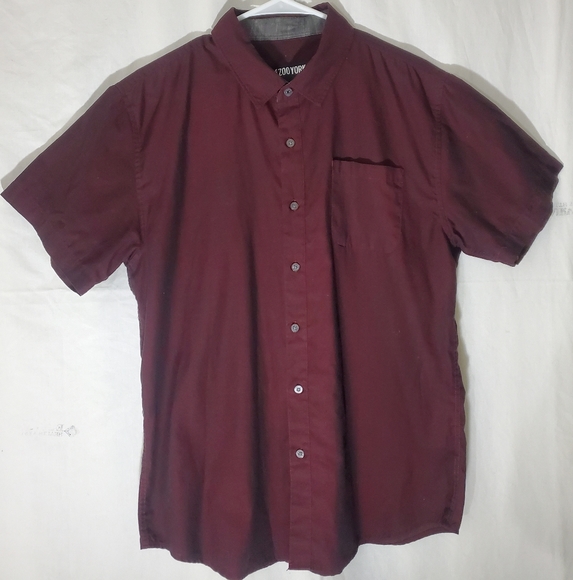 Slim Fit Shirt Sleeve Button-Up Shirt - Picture 1 of 4